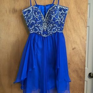 Prom/homecoming dress